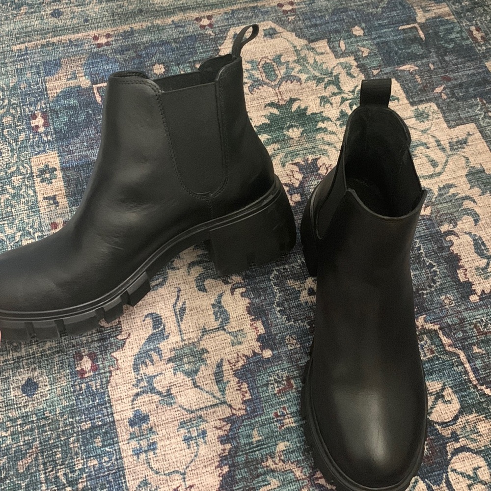 Steve Madden Howler Booties